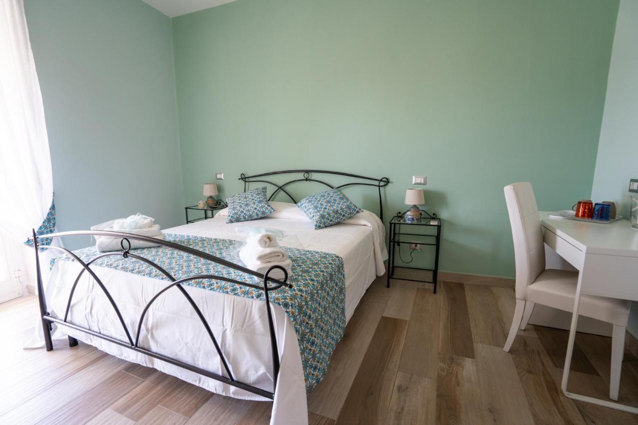 ---5 Minutes From The Sea ---Panorama And A-C Bed & Breakfast Vietri Екстериор снимка